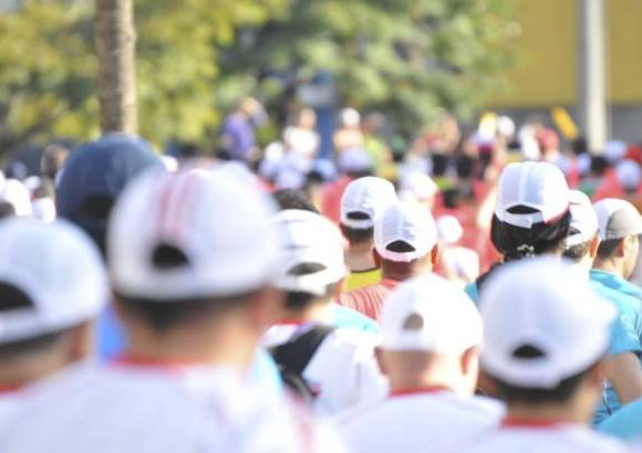 Esteban Jaramillo y Sebastián Salazar - Más de 10 mil competidores se dieron cita en esta histórica cita deportiva que se corría en las modalidades de 5, 10, 21 y 42 kilómetros.