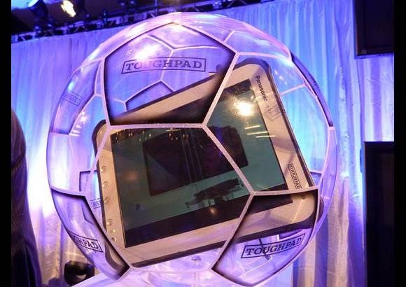 - Panasonic lanz&#243; su tableta, que se diferencia de las dem&#225;s existentes en el mercado, porque est&#225; dise&#241;ada para personas que trabajan en situaciones extremas.