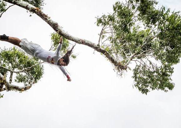 FOTO CORTESIA - COLPRENSA - Adem&#225;s de ejecutar sus mejores saltos, Orlando intercambi&#243; costumbres, comparti&#243; experiencias, disfrut&#243; del paisaje y vivi&#243; las maravillas de este hermoso lugar, l&#237;nea imaginaria que divide a estos tres pa&#237;ses latinoamericanos.