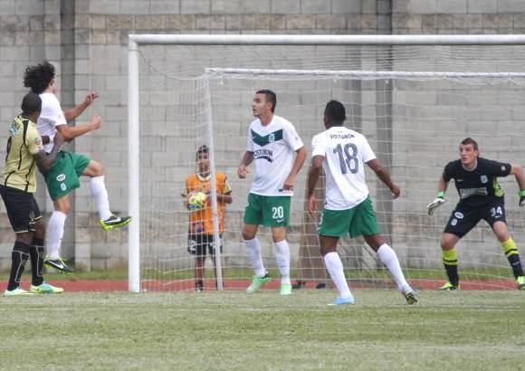 R&#211;BINSON S&#193;ENZ - El equipo dorado gener&#243; tantas opciones de gol que hizo figura al portero Franco Armani.