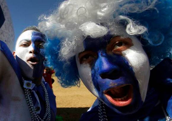 AP - El azul y blanco también estuvo presente en Nelspruit.