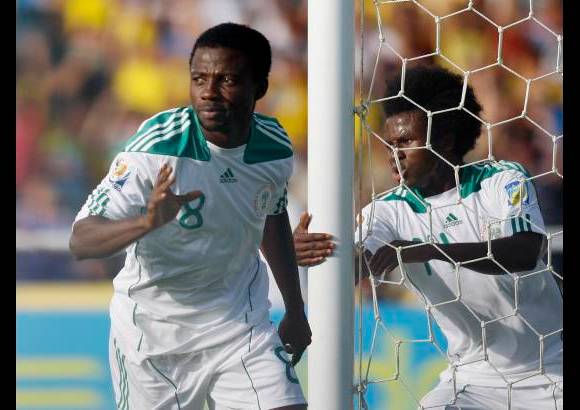 Reuters - Maduabuchi Ejike, quien apenas ingresado unos instantes antes, cabeceó un balón para igualar 1-1 y obligar tiempo extra en el estadio Pascual Guerrero de Cali.