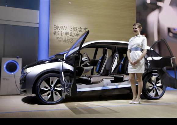 Reuters - Los fabricantes tienen una reñida competencia por el mercado de vehículos más grande del mundo. En la imagen un BMW i3 eléctrico.