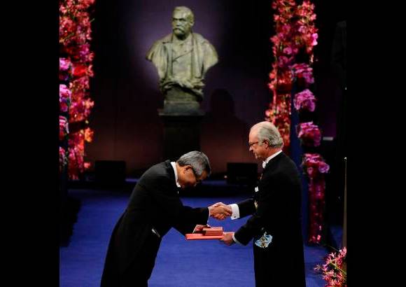 Reuters - Ei-ichi Negishi recibi&#243; el Premio Nobel de Qu&#237;mica de 2010, que este a&#241;o fue compartido.