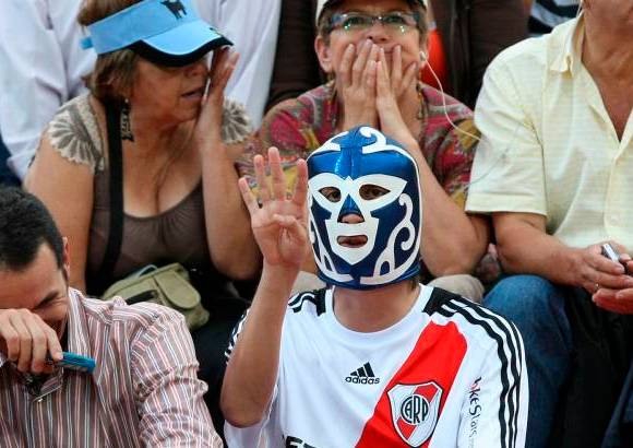Juan Antonio Sánchez - Pidió los goles, que llegaron en el primer partido del día, pero que no aparecieron en el segundo.