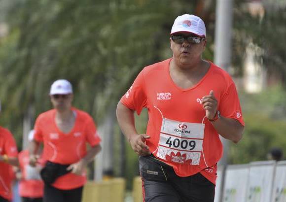 Esteban Jaramillo y Sebasti&#225;n Salazar - M&#225;s de 10 mil competidores se dieron cita en esta hist&#243;rica cita deportiva que se corr&#237;a en las modalidades de 5, 10, 21 y 42 kil&#243;metros.