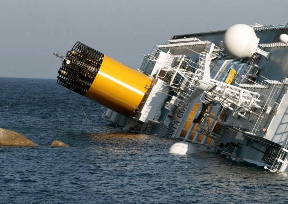 AP - La compa&#241;&#237;a naviera Costa Cruceros es la propietaria del barco.