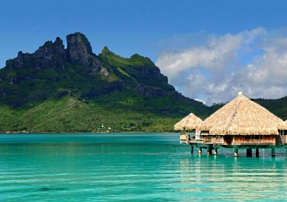 FOTO CORTESÍA TAHITÍ TURISMO - Su fuente de economía es el cultivo de perlas negras, la mayoría de ellas son exportadas a Japón, Europa y Estados Unidos.