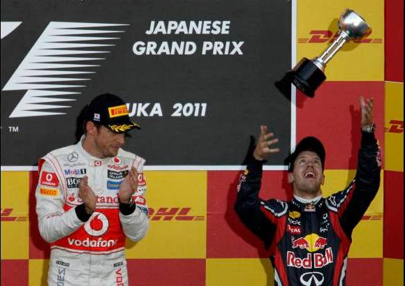 Reuters - La única persona a la que nombró Vettel en sus agradecimientos fue a su entrenador, Tommy Parmakoski. "Siempre ha estado conmigo y fue el primero que supo apartar de mi mente lo que aún no tenía conseguido. No habría podido hacer esto yo solo".