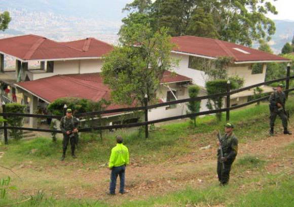 Cortes&#237;a: Polic&#237;a - A 28 bienes de la conocida banda los Triana se les aplicar&#225; extinci&#243;n de dominio por haber sido adquiridos dentro de sus actividades delincuenciales.