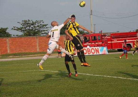 COLPRENSA - Así mismo, Pasto se sostuvo dentro de los 8 por su empate a un gol de visita contra Alianza Petrolera, que casi dice adiós a sus primeros cuadrangulares de la A, porque se quedó con 14 puntos.
