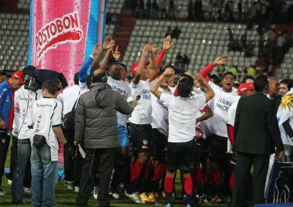 Colprensa - Esta fue la s&#233;ptima conquista del equipo tibur&#243;n en el f&#250;tbol profesional colombiano.