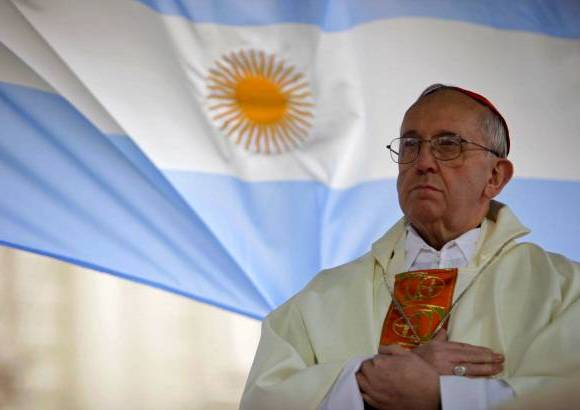 REUTERS - Reservado, poco afecto a lo medi&#225;tico, preocupado por la marginaci&#243;n social, el nuevo Francisco I, gobernaba con firmeza la arquidi&#243;cesis de Buenos Aires y proyecta un pontificado sin sorpresas en los desaf&#237;os que la sociedad moderna plantea.