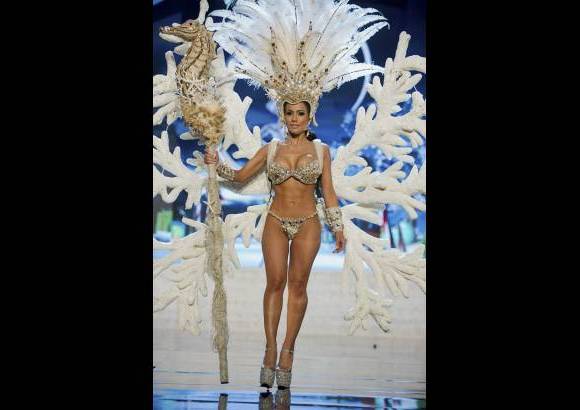 AP - Miss Honduras 2012, Jennifer Andrade.