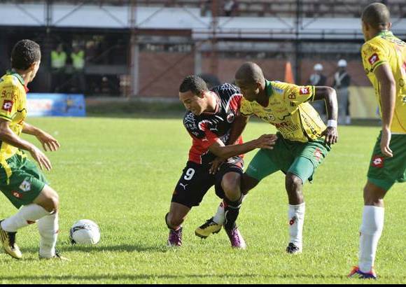 Colprensa - C&#250;cuta super&#243; 3-2 a Real Cartagena en el General Santander.