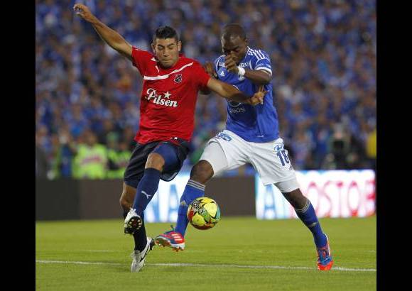 Reuters - Millonarios alcanz&#243; la estrella 14 al superar en la gran final de la Liga Postob&#243;n II-2012 al Independiente Medell&#237;n. Dram&#225;tica definici&#243;n desde los penaltis despu&#233;s de empatar 0-0 en la ida y 1-1 este domingo.