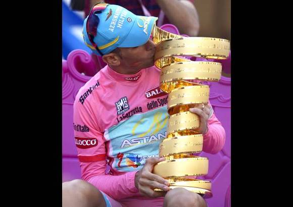 AP - Nibali hab&#237;a finalizado segundo en la edici&#243;n 2011 y tercero en la edici&#243;n 2010 del Giro de Italia.