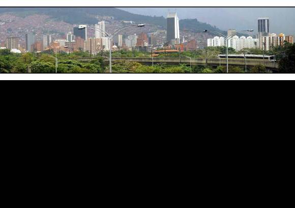 Henry Agudelo - El metro de Medellín atraviesa la ciudad como una gran lombriz que ha llevado calidad de vida a los diferentes barrios.