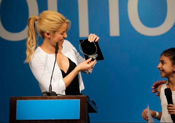 Reuters - La cantante colombiana ha establecido varias fundaciones ben&#233;ficas dedicadas al avance de la educaci&#243;n.