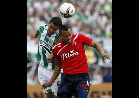 Foto Manuel Saldarriaga - El delantero rojo le puso actitud y luchó todos los balones.