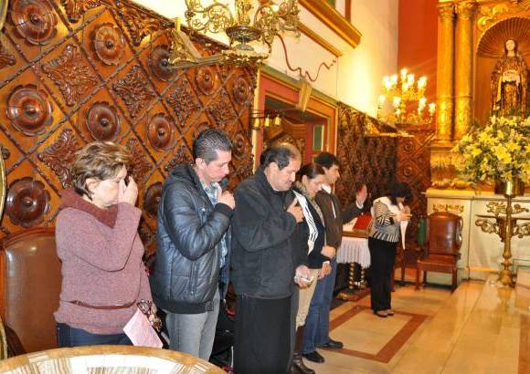 Archivo Colprensa - Tras permanecer hospitalizado 23 d&#237;as, el vicepresidente fue trasladado a su residencia para su recuperaci&#243;n. El 29 de julio reapareci&#243; en p&#250;blico en una eucarist&#237;a en Bogot&#225; para agradecer al Se&#241;or de los Milagros por su recuperaci&#243;n.
