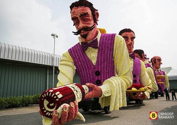 Jesse van Kalmthout, Omroep Brabant - Desfile de los gigantes de flores en Zundert, Holanda. La gran parada se realiz&#243; el primer domingo de septiembre como es tradici&#243;n hace 73 a&#241;os en dicha ciudad.