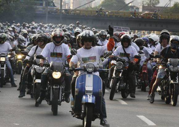 Julio César Herrera - La manifestación que transcurrió con normalidad, contó con la participación de un gran número de motociclistas.