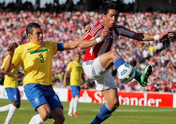 Reuters - El seleccionador de Paraguay, Gerardo Martino, dijo que le duele el empate 2-2 ante Brasil, en la segunda jornada de la Copa Am&#233;rica, solo en funci&#243;n de si afecta a la clasificaci&#243;n a los cuartos de final.