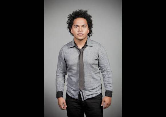 Cortes&#237;a - Dami&#225;n Torres es barranquillero, tiene 28 a&#241;os y es un m&#250;sico con 14 a&#241;os de experiencia en la escena musical de la capital. Se inclina por la onda tropical aunque se le mide a cualquier g&#233;nero.