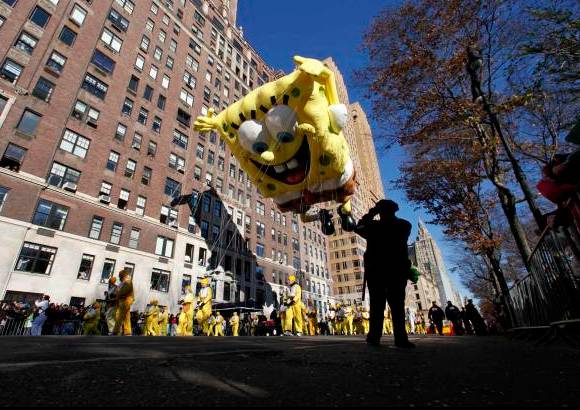 Reuters - Un a&#241;o m&#225;s los almacenes Macy&#39;s alegraron con su desfile el d&#237;a de Acci&#243;n de Gracias.