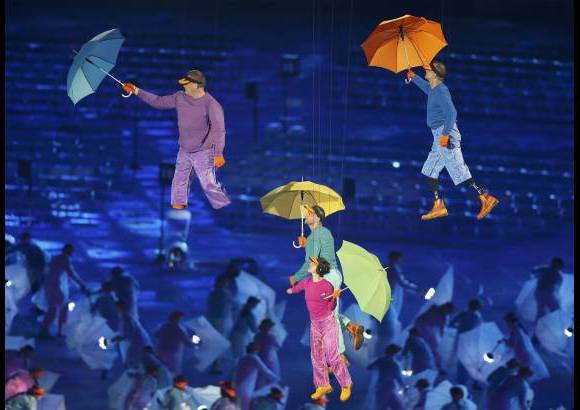 Reuters - Londres 2012 significará la vuelta a los orígenes del movimiento paralímpico, cuyos primeros Juegos se disputaron hace 64 años en Stoke Mandeville, una pequeña localidad al oeste de la capital británica.