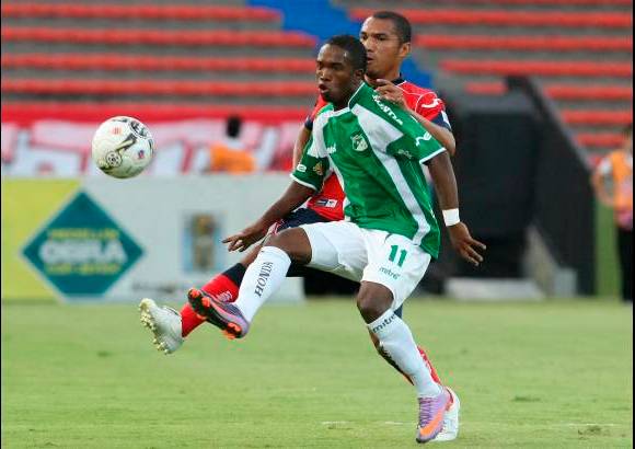 Juan Antonio S&#225;nchez - El Independiente Medell&#237;n gole&#243; 3-0 a Cali en el estadio Atanasio Girardot.