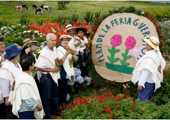 FOTO EL COLOMBIANO - Los eventos comunitarios y corregimentales también recibieron una atención especial. Incluso Santa Elena cumplió su segundo fin de semana con programación previa a la Feria de las Flores.