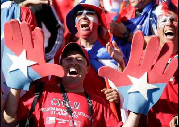 Reuters - Los chilenos sueñan con el título de su selección.