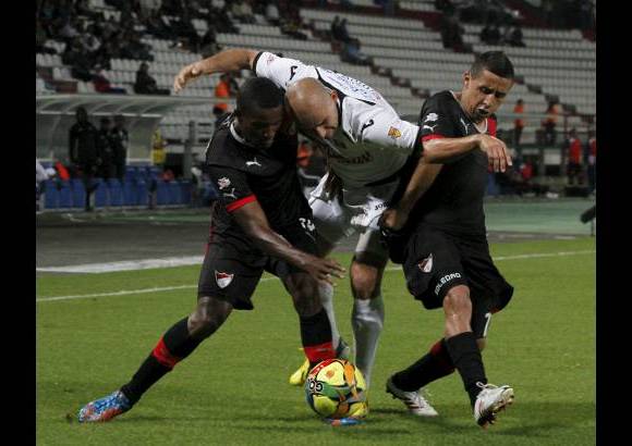 Colprensa - Medell&#237;n perdi&#243; 2-1 en el &#250;ltimo minuto en su visita a Manizales.