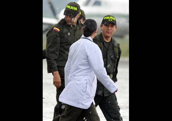 Ra&#250;l Palacios-Colprensa - El Sargento Erazo logr&#243; evadir los disparos de los guerrilleros cuando el Ej&#233;rcito lanzaba una ofensiva sobre el campamento en el que estaba cautivo junto a otros cuatro uniformados, que fueron ejecutados en ese momento por sus captores.