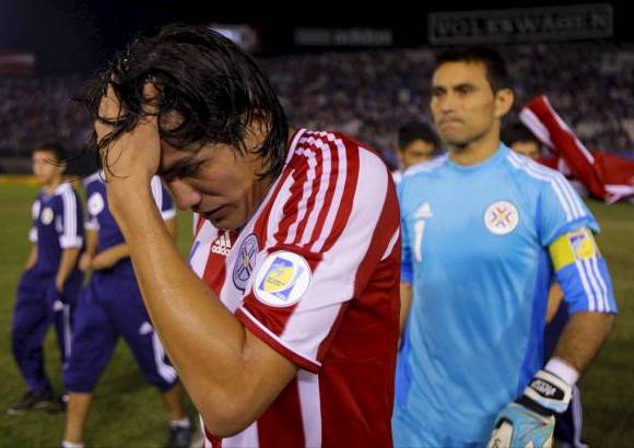 AP - Los paraguayos ya pueden despedirse del Mundial de Brasil-2014 con la derrota en casa 2-1 frente a Chile.
