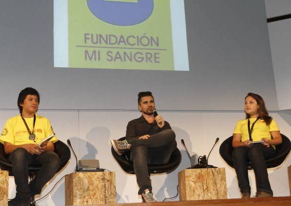 Donaldo Zuluaga - La Fundación Mi Sangre que lidera Juanes estuvo muy activa en la Asamblea de jóvenes.