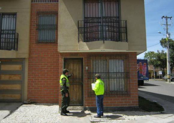 Cortes&#237;a: Polic&#237;a - Se trata de varios veh&#237;culos, casas y otros bienes avaluados en 1.100 millones de pesos, seg&#250;n revel&#243; el director de la Polic&#237;a Antinarc&#243;ticos, general Luis Alberto P&#233;rez.