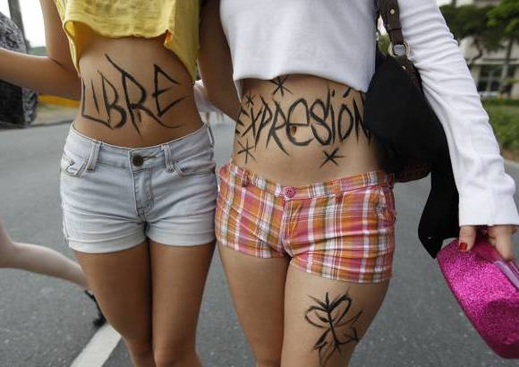 Manuel Saldarriaga - En Medell&#237;n se realiz&#243; el D&#237;a sin pantalones, que seg&#250;n sus organizadores se trat&#243; de una marcha para defender la libertad de expresi&#243;n.