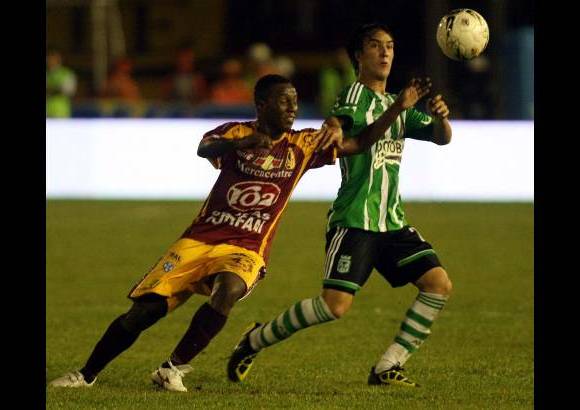Manuel Saldarriaga - En un duro compromiso en el estadio Manuel Murillo Toro de Ibagu&#233; y a pesar de perder 1-0 ante el Tolima, Nacional clasific&#243; a la final gracias al 3-1 del juego de ida en el Atanasio Girardot de Medell&#237;n.