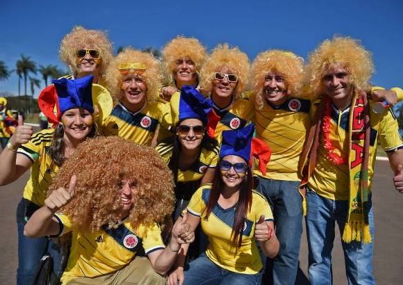 AFP - Desde varias ciudades de Colombia llegaron los hinchas para el juego con Costa de Marfil que dejó a la Selección con un pie en octavos de final.