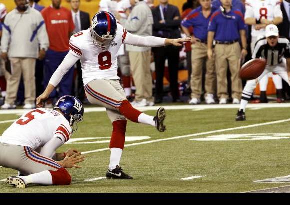 Reuters - El momento decisivo fue cuando Brady, después que la defensa de los Patriots no había permitido a los Giants reaccionar en la siguiente posesión tras la anotación de los Patriots, mandó un envió que le fue interceptado.