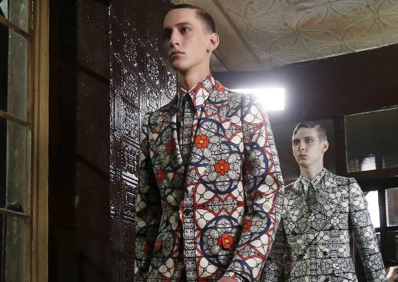 Recreación triste hierro McQueen cerró la semana de la moda de Londres