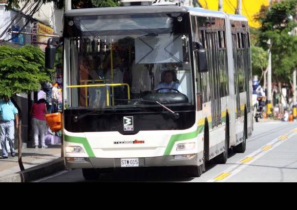 Manuel Saldarriaga - Metropl&#250;s s&#243;lo opera con tarjeta C&#237;vica, que se obtiene sin costo alguno en cualquier Punto de Atenci&#243;n al Cliente -PAC- de las estaciones del metro: San Javier, San Antonio, Niqu&#237;a o Itag&#252;&#237;.