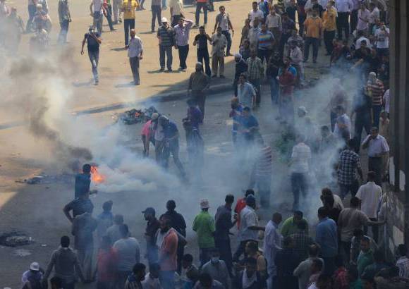 AP - Los Hermanos Musulmanes, grupo en el que militó Mursi hasta que accedió a la Presidencia, instaron a sus simpatizantes a que salieran a protestar.