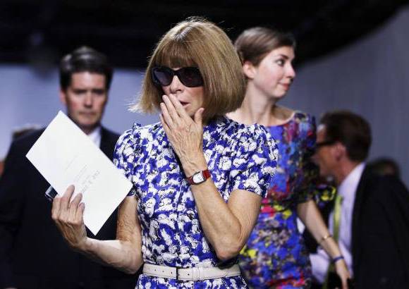 Reuters - La editora de la revista Vogue Anna Wintour en la pasarela de Rag and Bone.