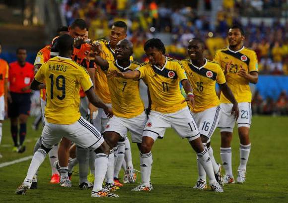 FOTO JUAN ANTONIO SÁNCHEZ, enviado especial a Cuiabá, Brasil - El seleccionado tricolor terminó su participación en primera ronda con goleada 4-1 sobre Japón y avanzó como primera del Grupo C a los octavos de final del Mundial. Los goles ante los nipones los marcaron Cuadrado, Jackson y James, Okazaki anotó el descuento.