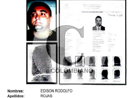 Cortes&#237;a - Las huellas dactilares confirman la identidad del capturado.