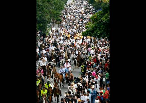 Esteban Vanegas - Por lo menos 400 mil personas tomaron parte este sábado del Desfile a Caballo, uno de los eventos más tradicionales de la Feria de las Flores.